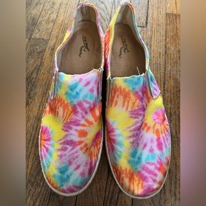 Tie dye slip ons